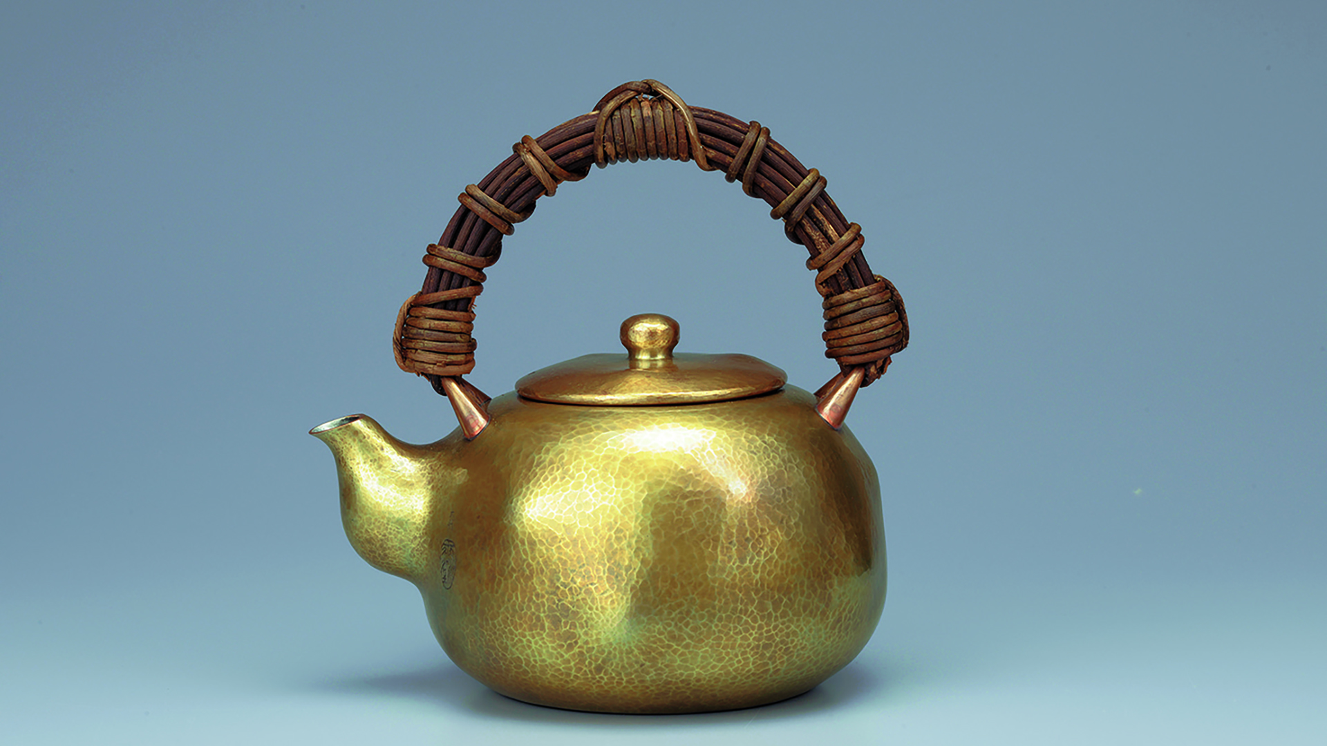 Gyokusendō - Tea and Vase Copperware – Japan House London